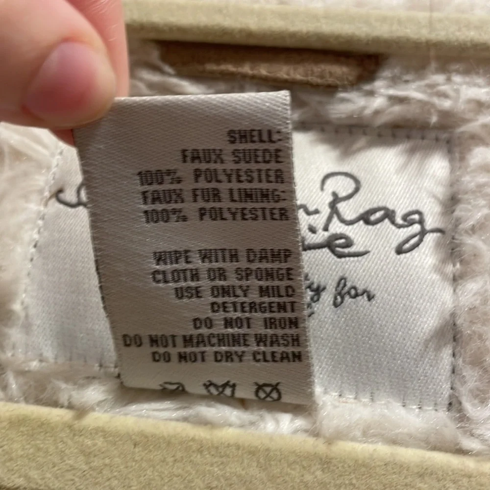 Fuzzy Suede Vest - Picture 4 of 5